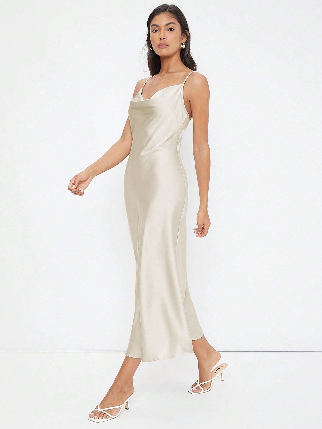 Lässiges Maxikleid aus Satin