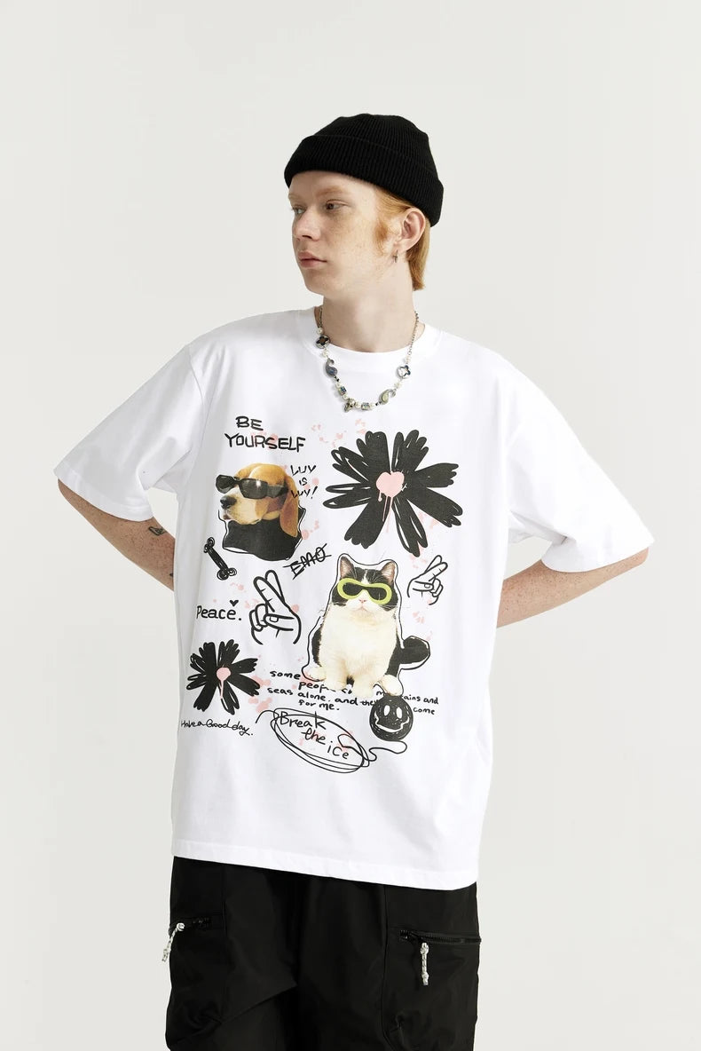 T-Shirt mit Graffiti Katzen Hund Aufdruck