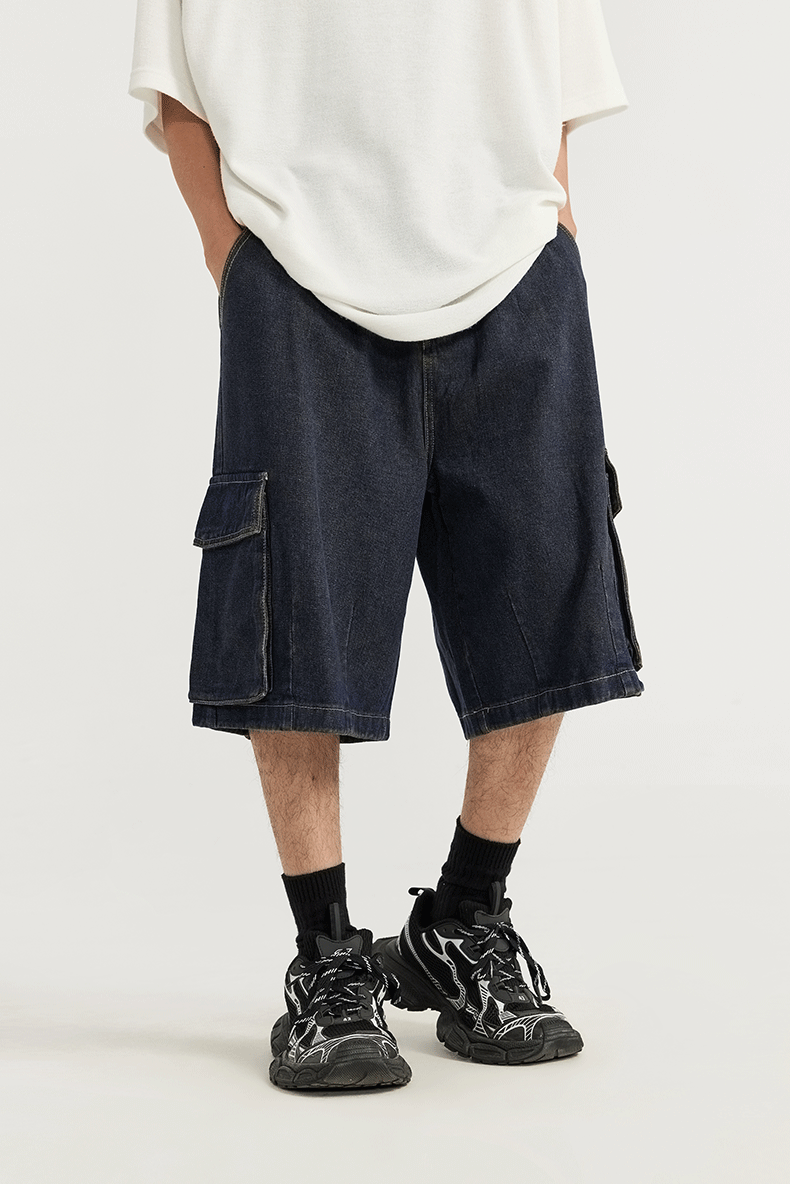 Gewaschene Cargo Jeans mit weitem Bein Shorts