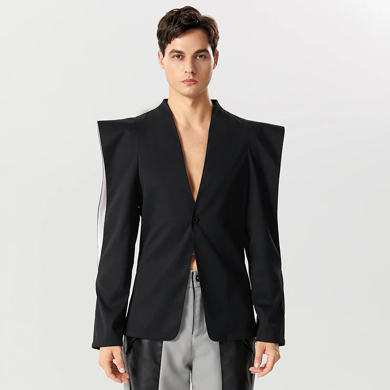 Sommerlicher schwarzer Blazer