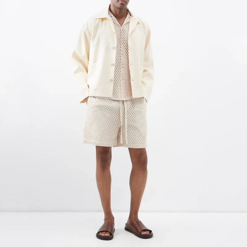 Durchsichtiges gestricktes ärmelloses Shirt in Beige mit Shorts