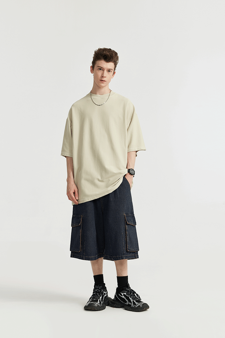 Gewaschene Cargo Jeans mit weitem Bein Shorts