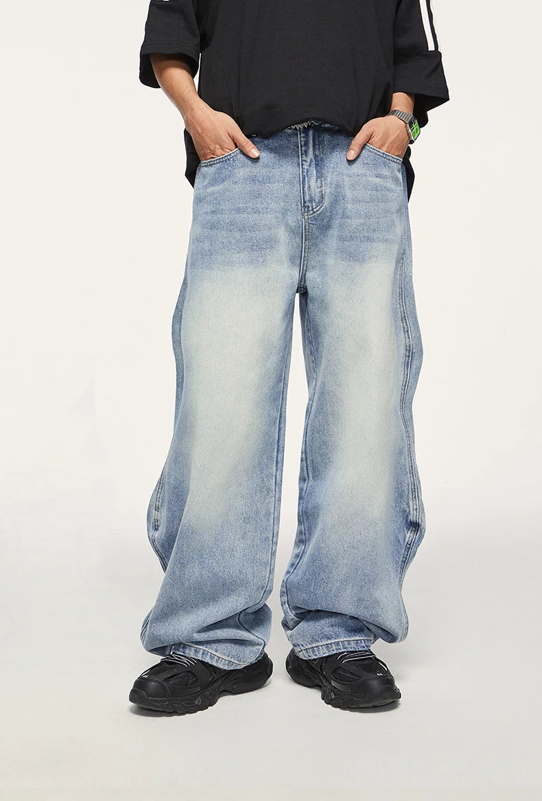 Jeans mit weitem Bein