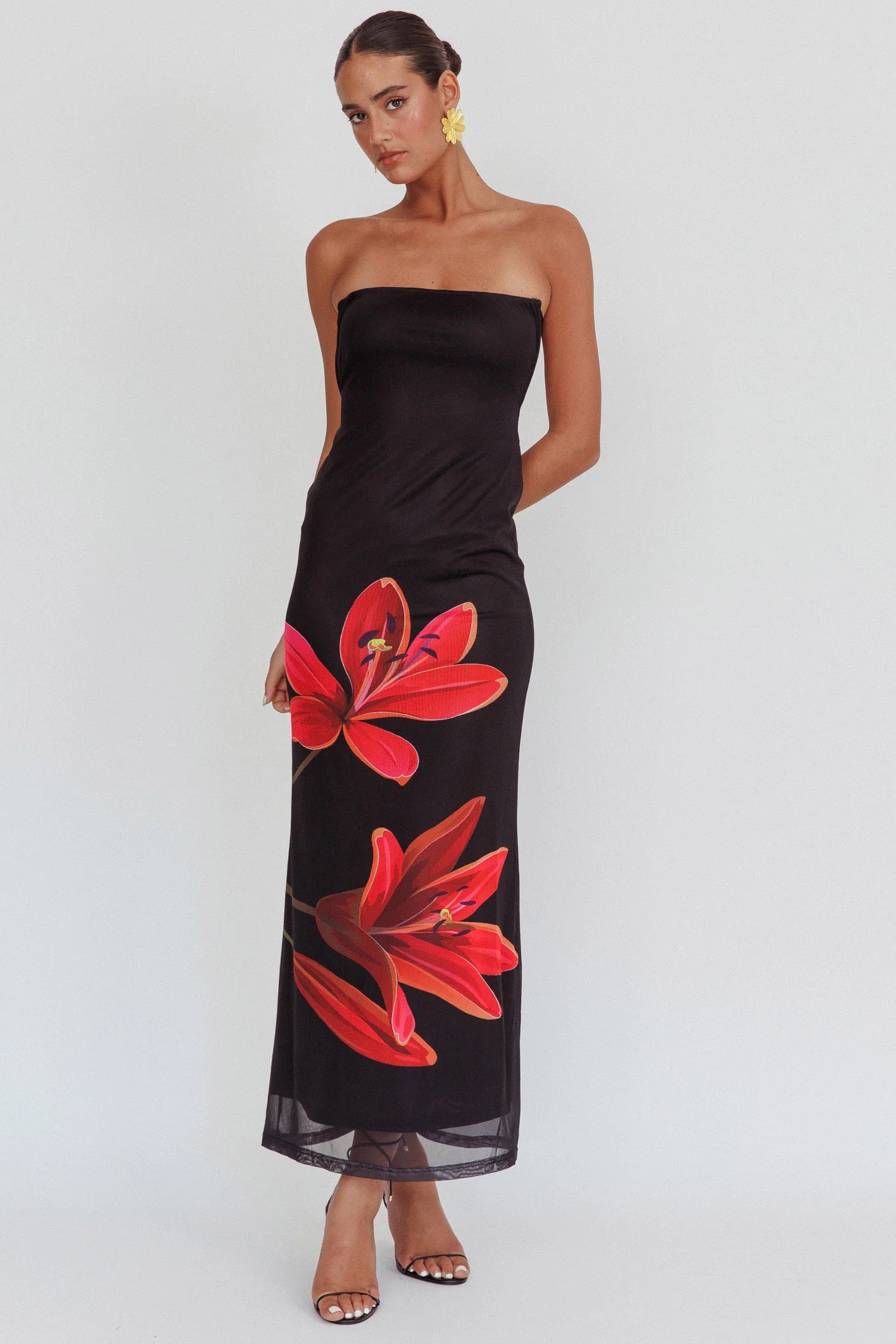 Maxikleid mit Blumenmuster in Schwarz