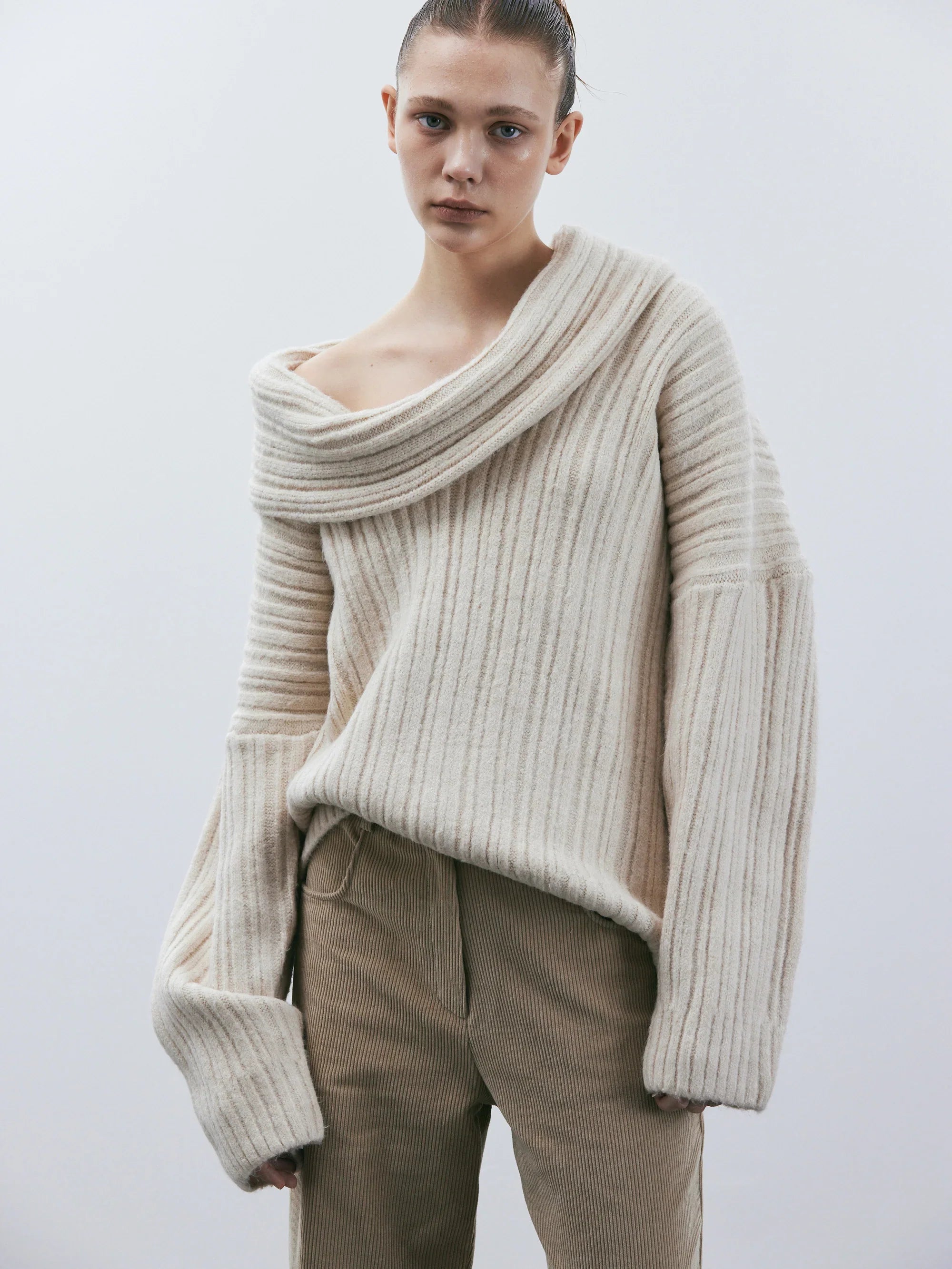 Übergroßer High Roll Strickpullover