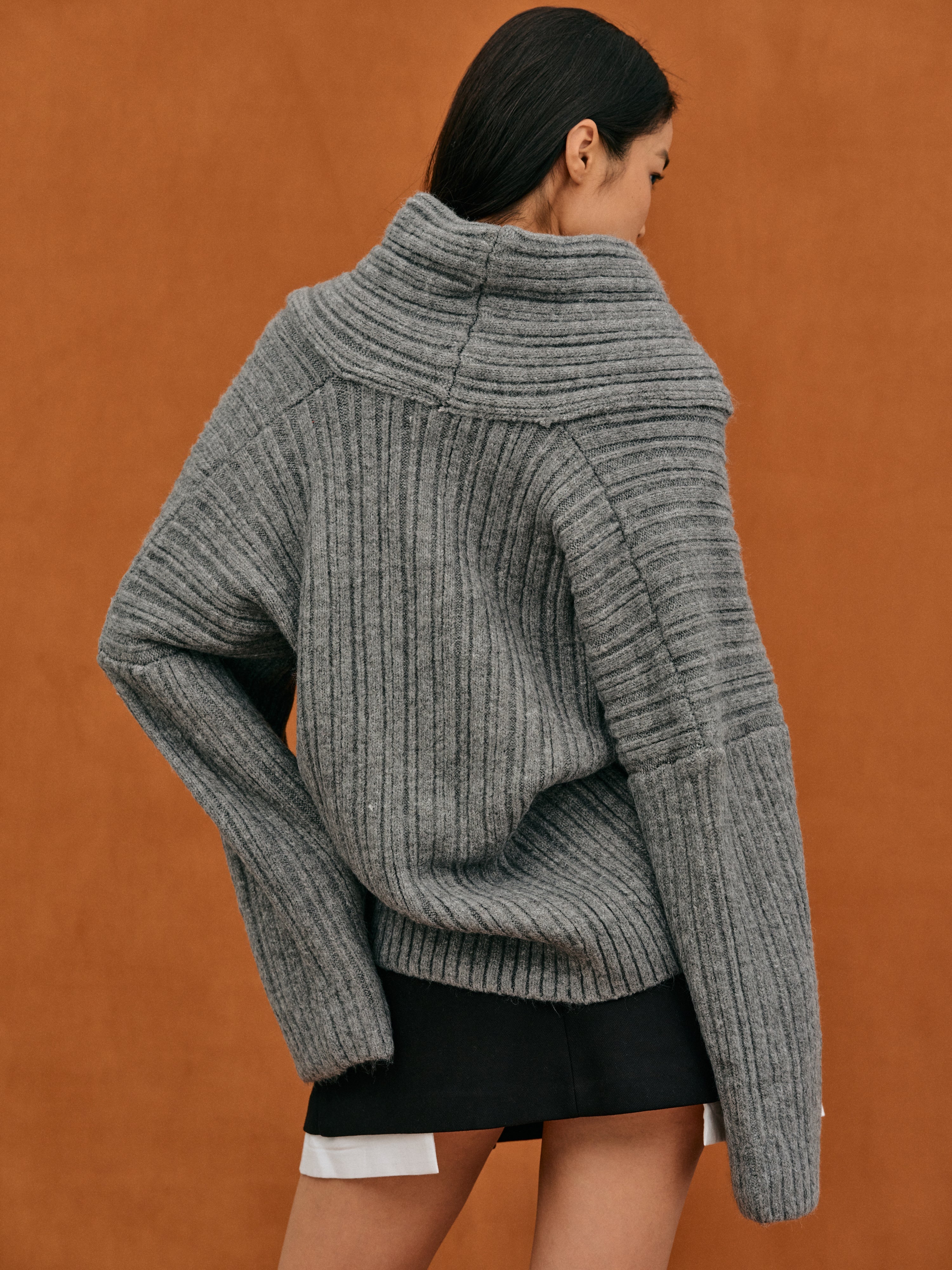 Übergroßer High Roll Strickpullover