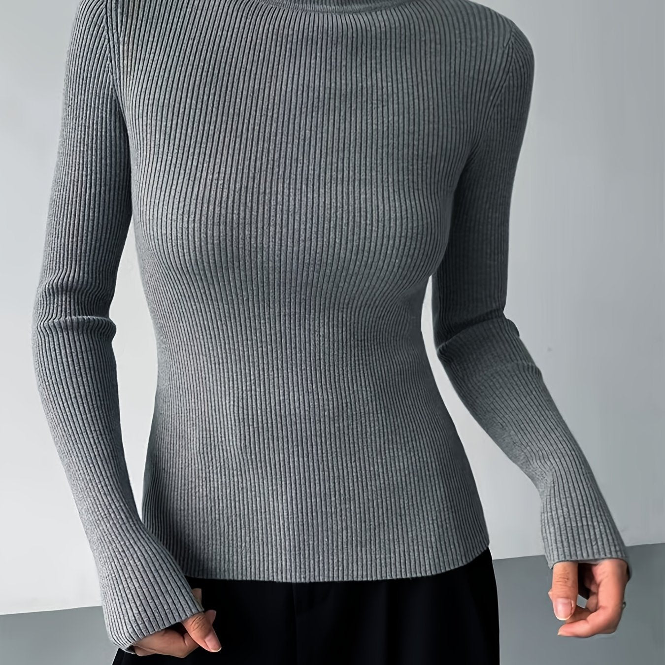 Langärmliger, schmaler Pullover