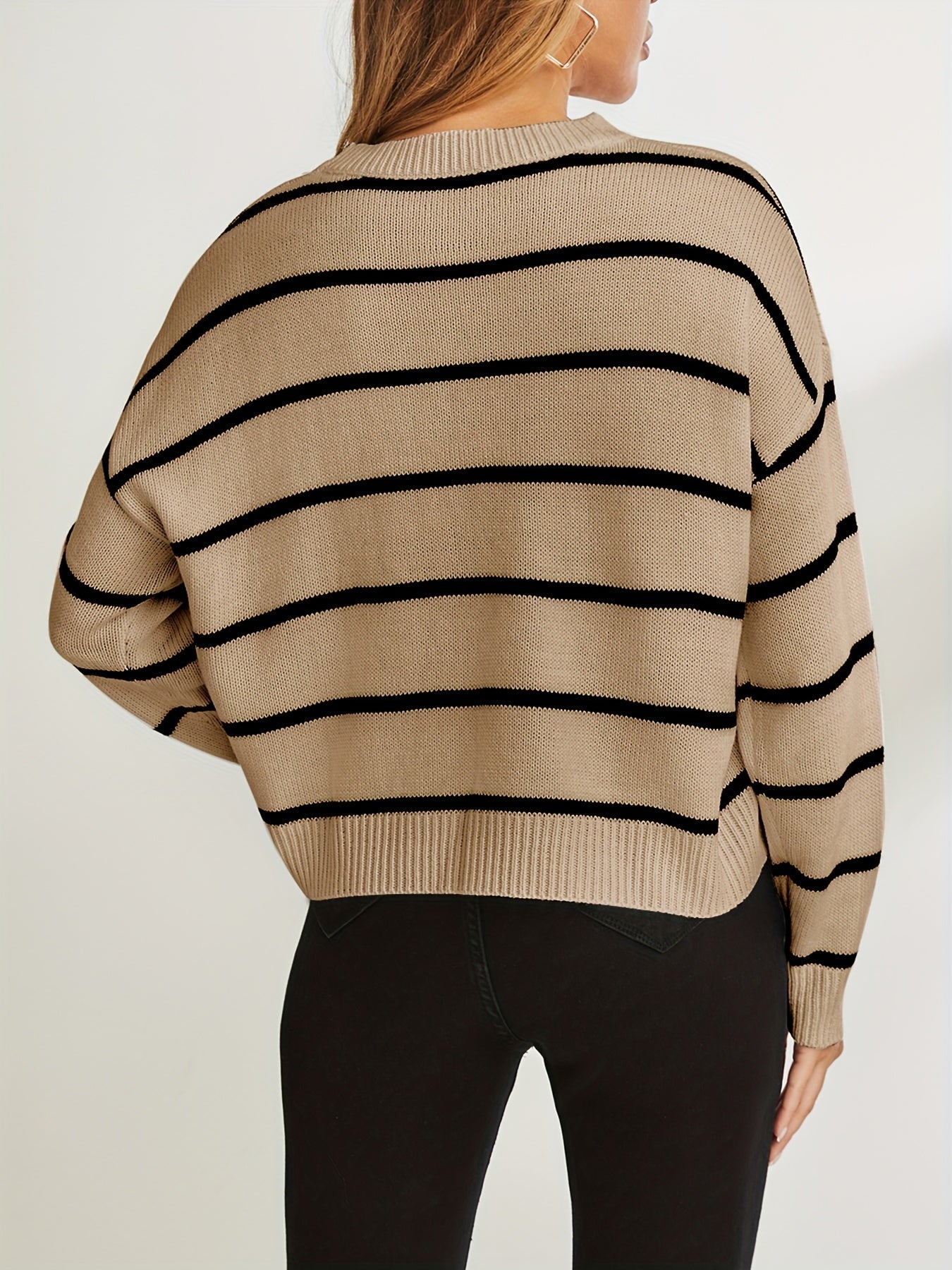 Gestreifter Strickpullover