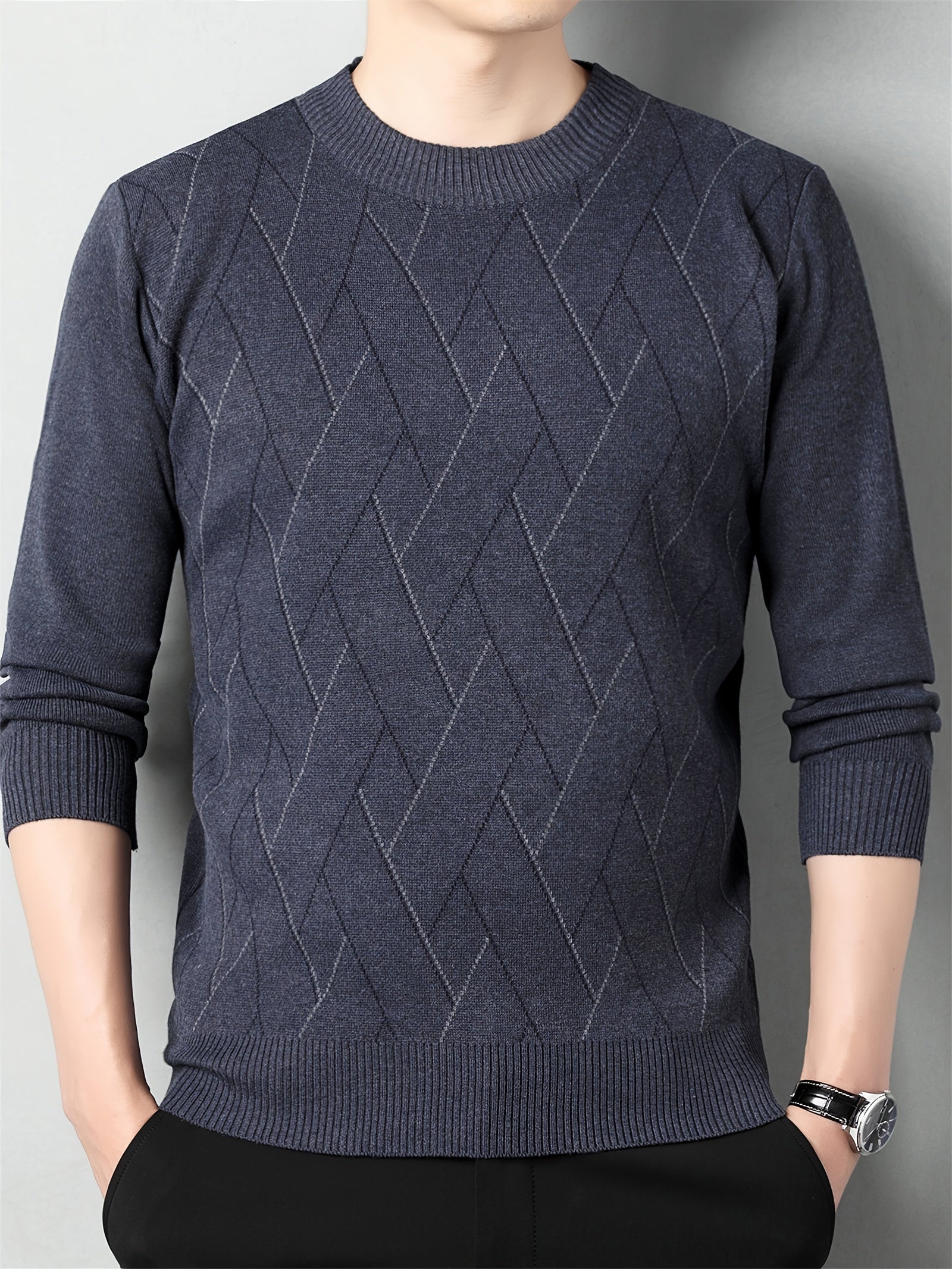 Gestrickter Pullover mit geometrischem Muster