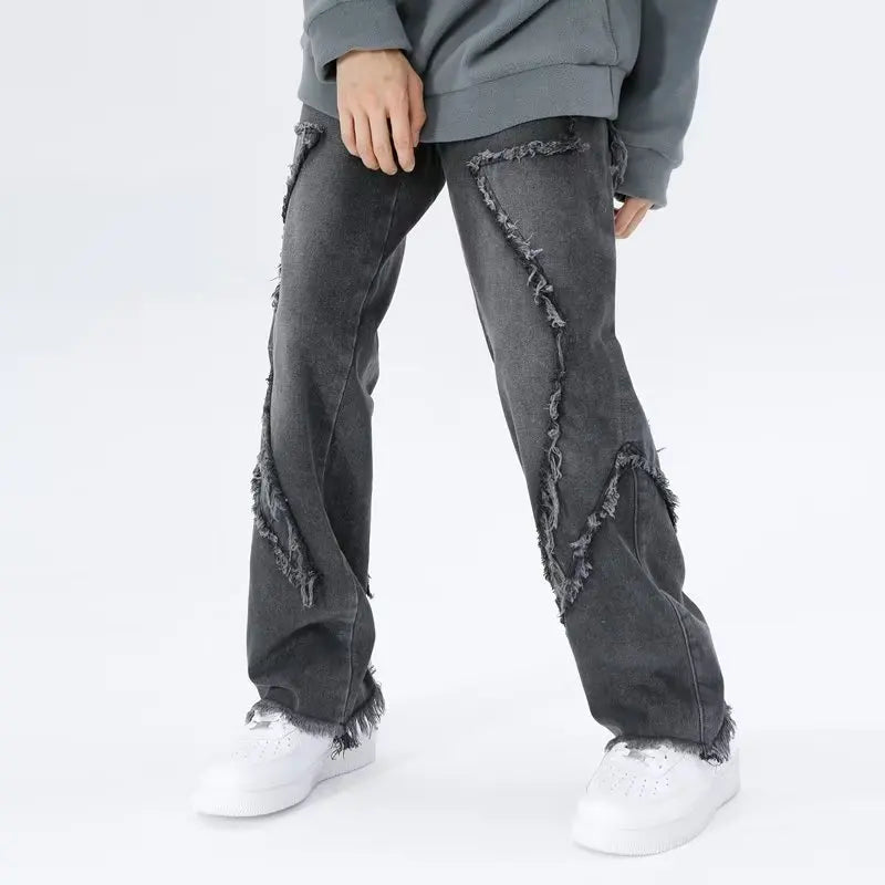 Zerrissene übergroße Jeans