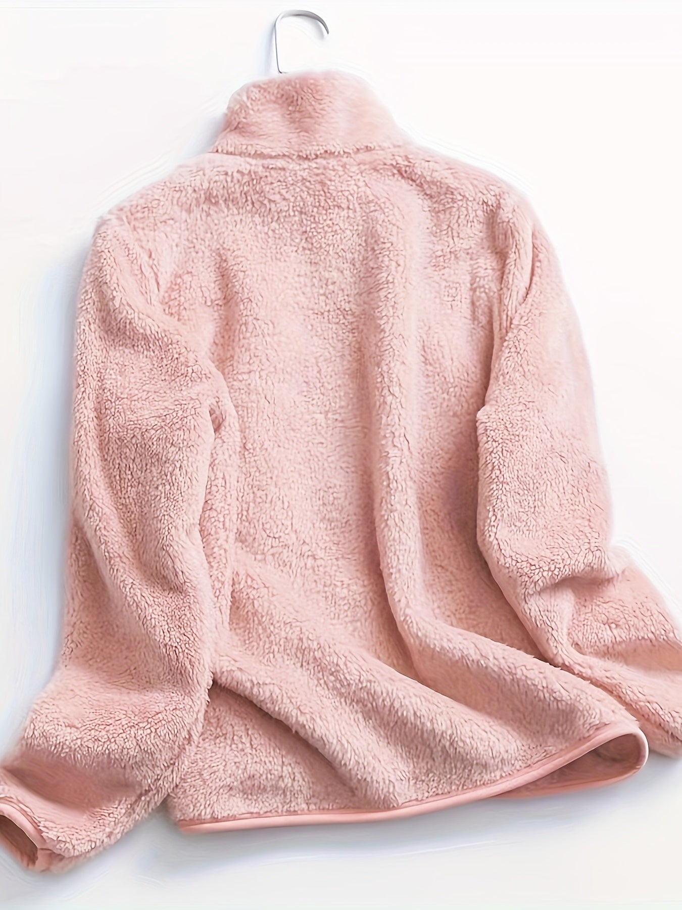 Flauschiger Rosa Sweatshirt