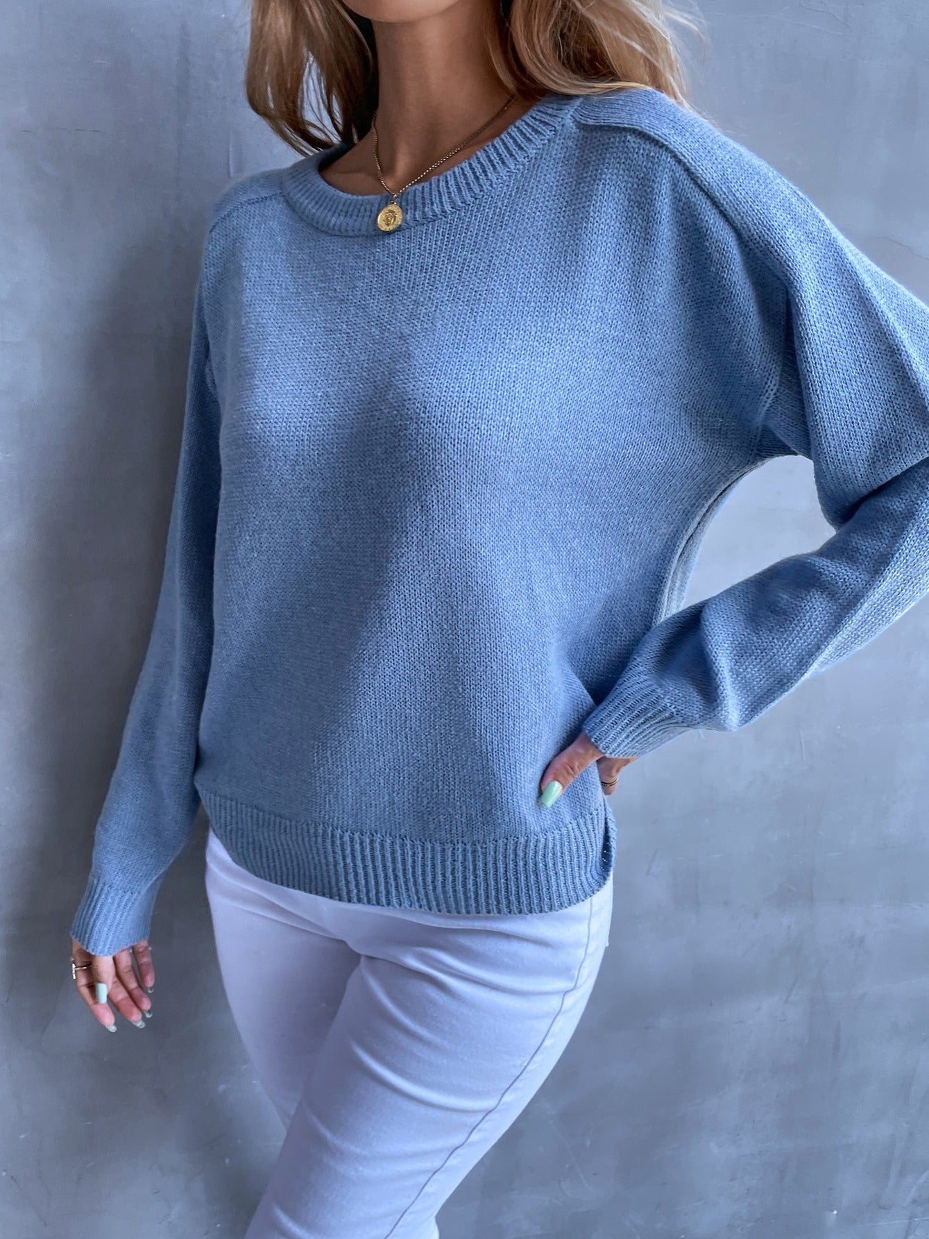 Damenpullover Lässiger blauer Raglanpullover mit Rundhalsausschnitt