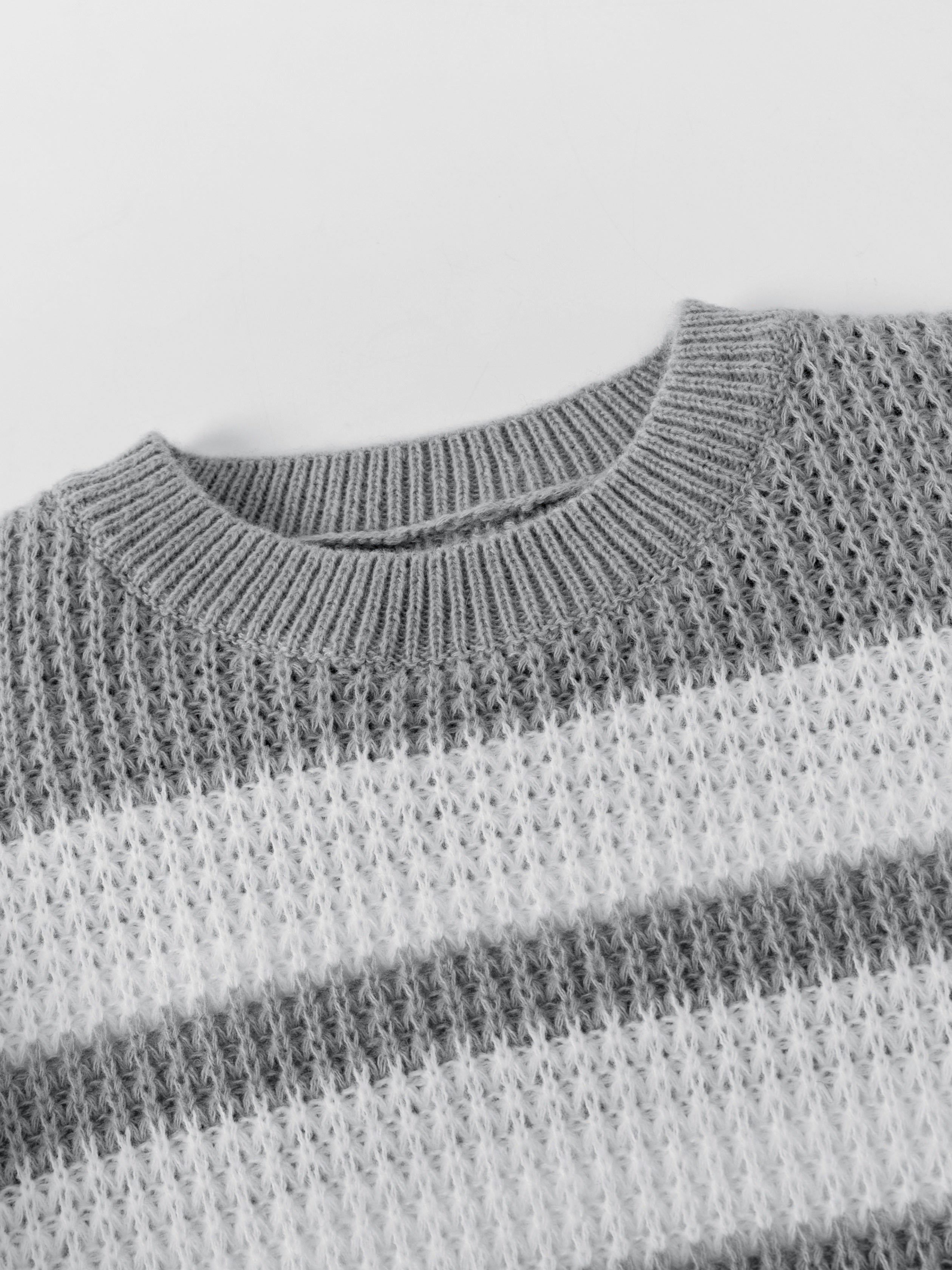 Gestreifter Strickpullover für Herren