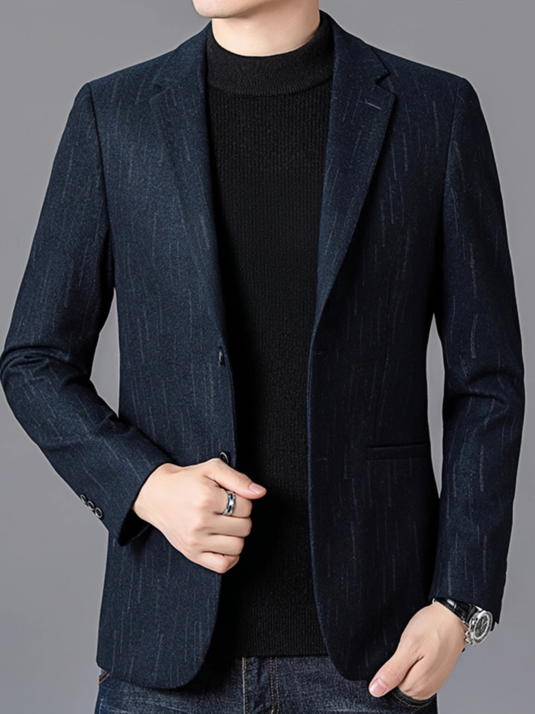 Blauer Blazer mit Streifenmuster