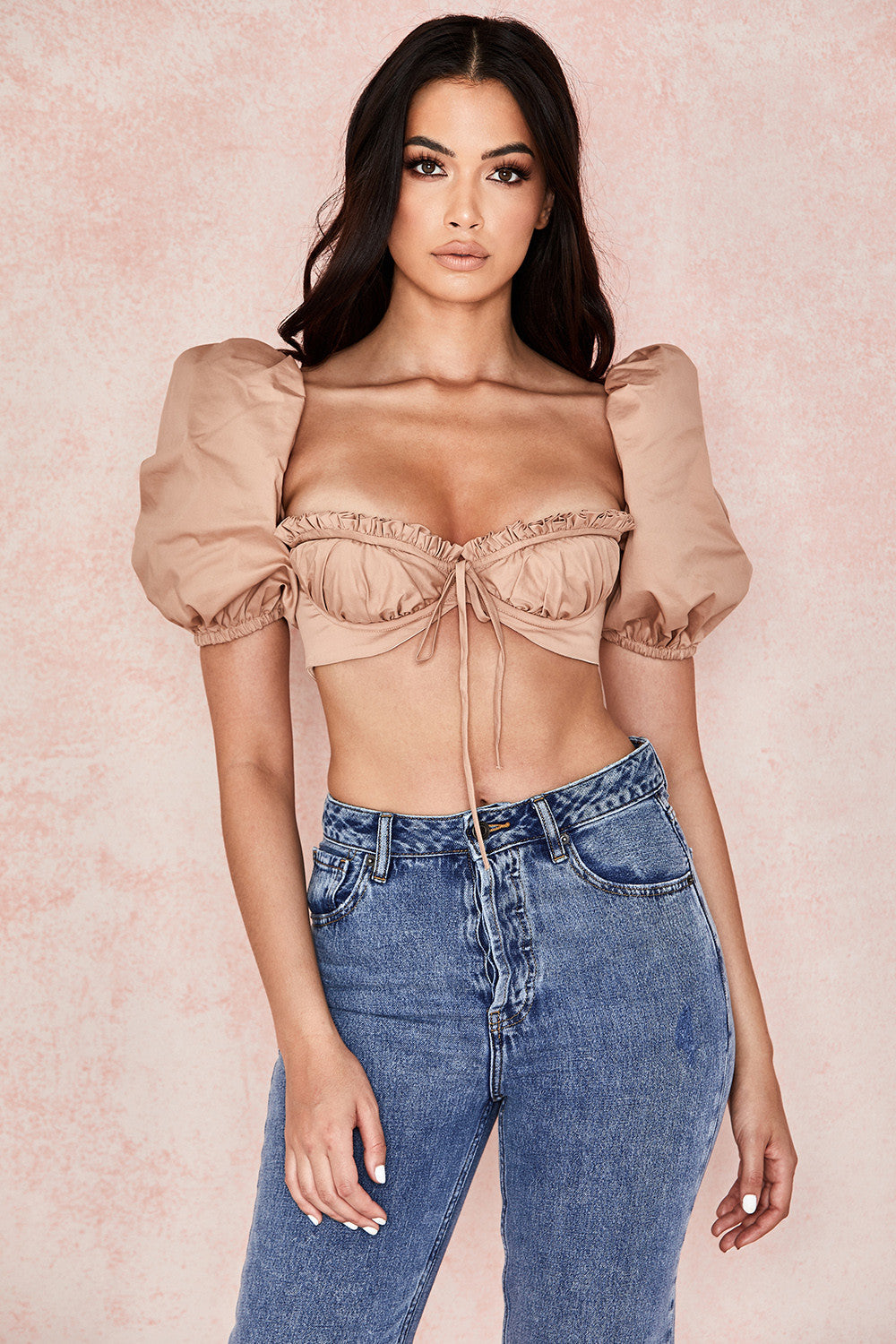 Kamelfarbenes Bralette mit Puffärmeln