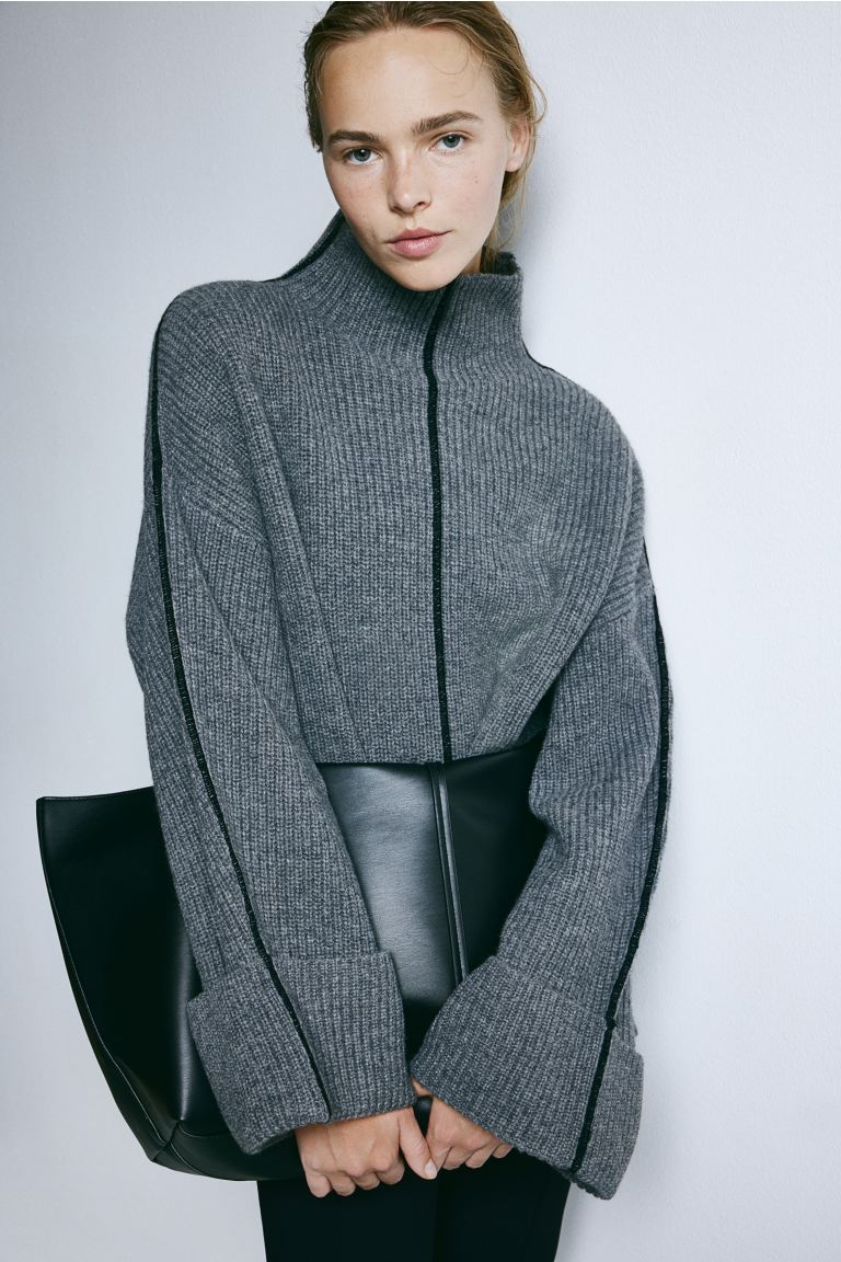 Großer Silhouette Woll Pullover