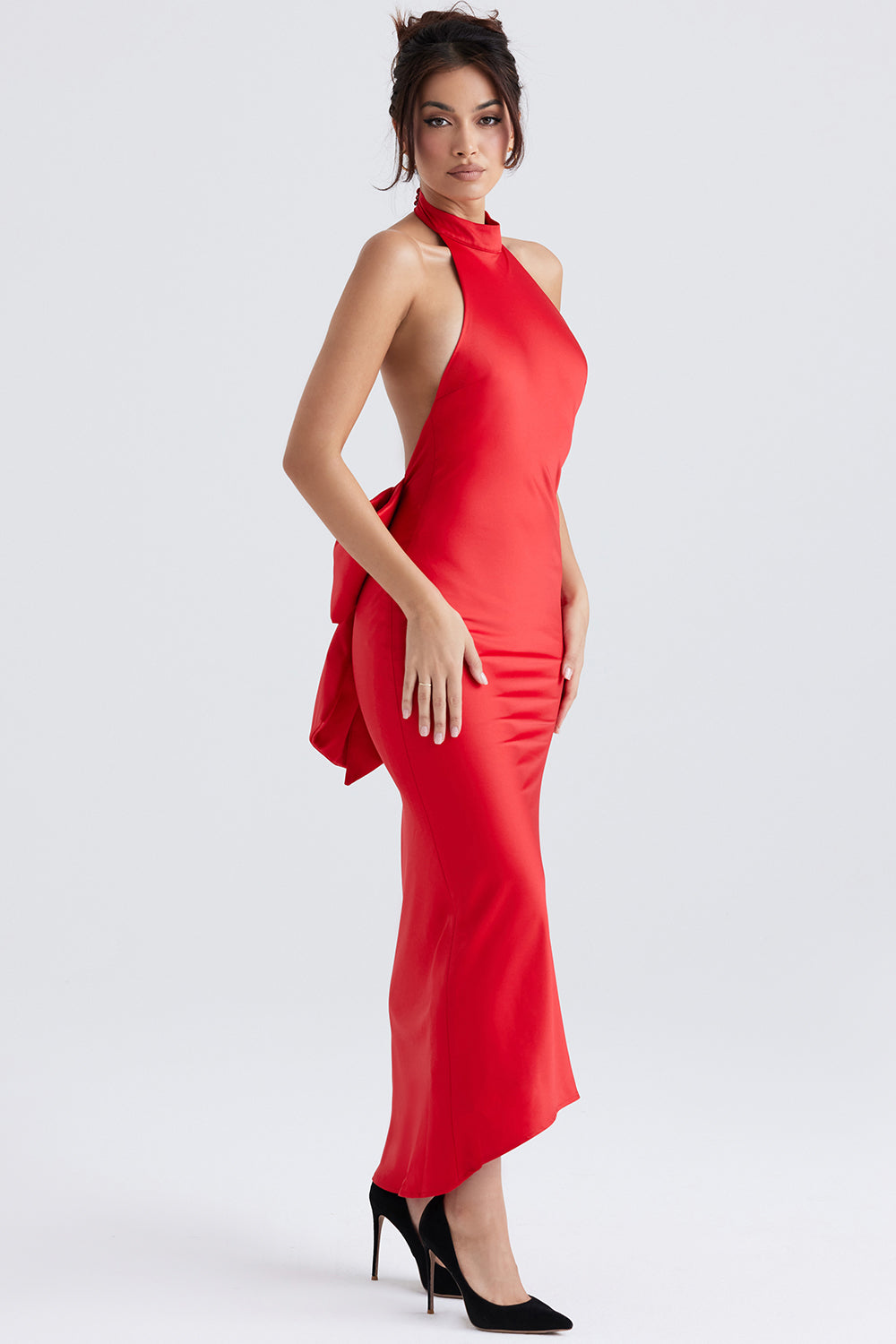 Rotes Neckholder Kleid mit Schleife