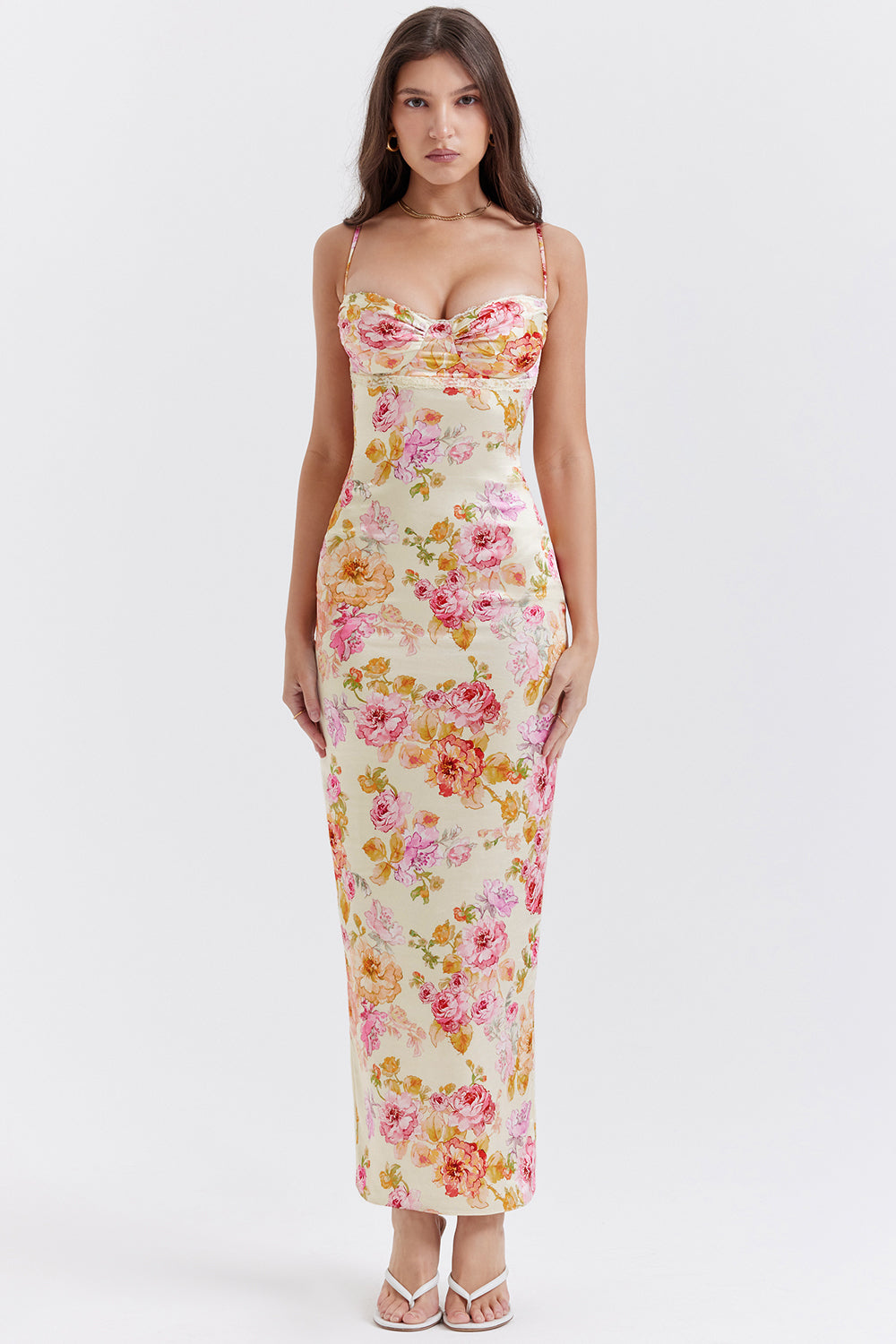 Elfenbeinfarbenes Maxikleid mit Blumen