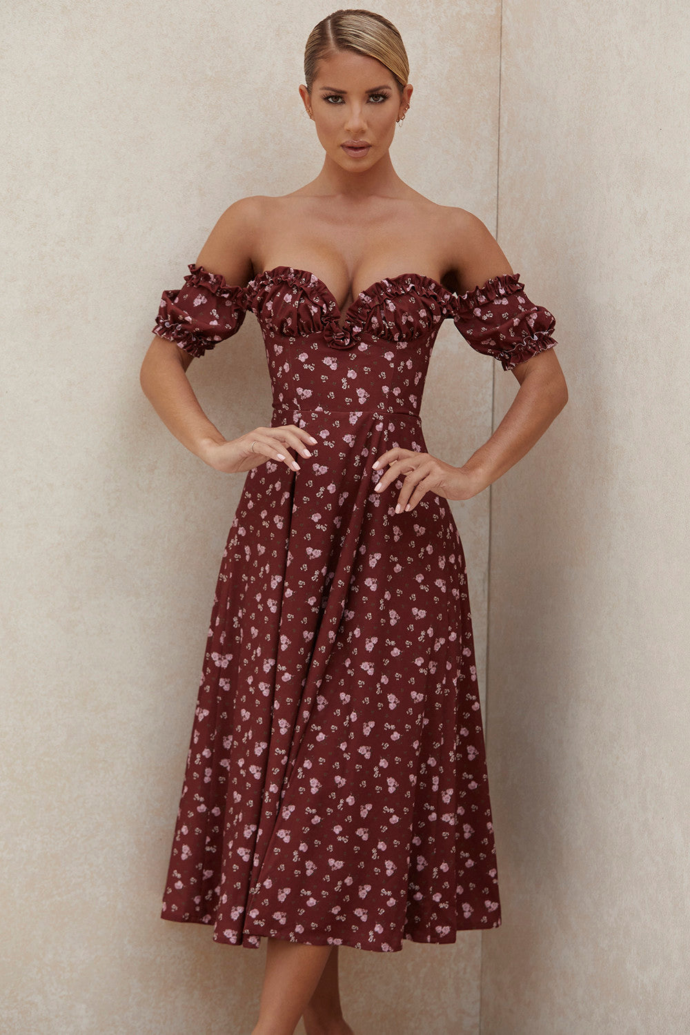 Trägerloses Midi Sommerkleid mit Blumenmuster