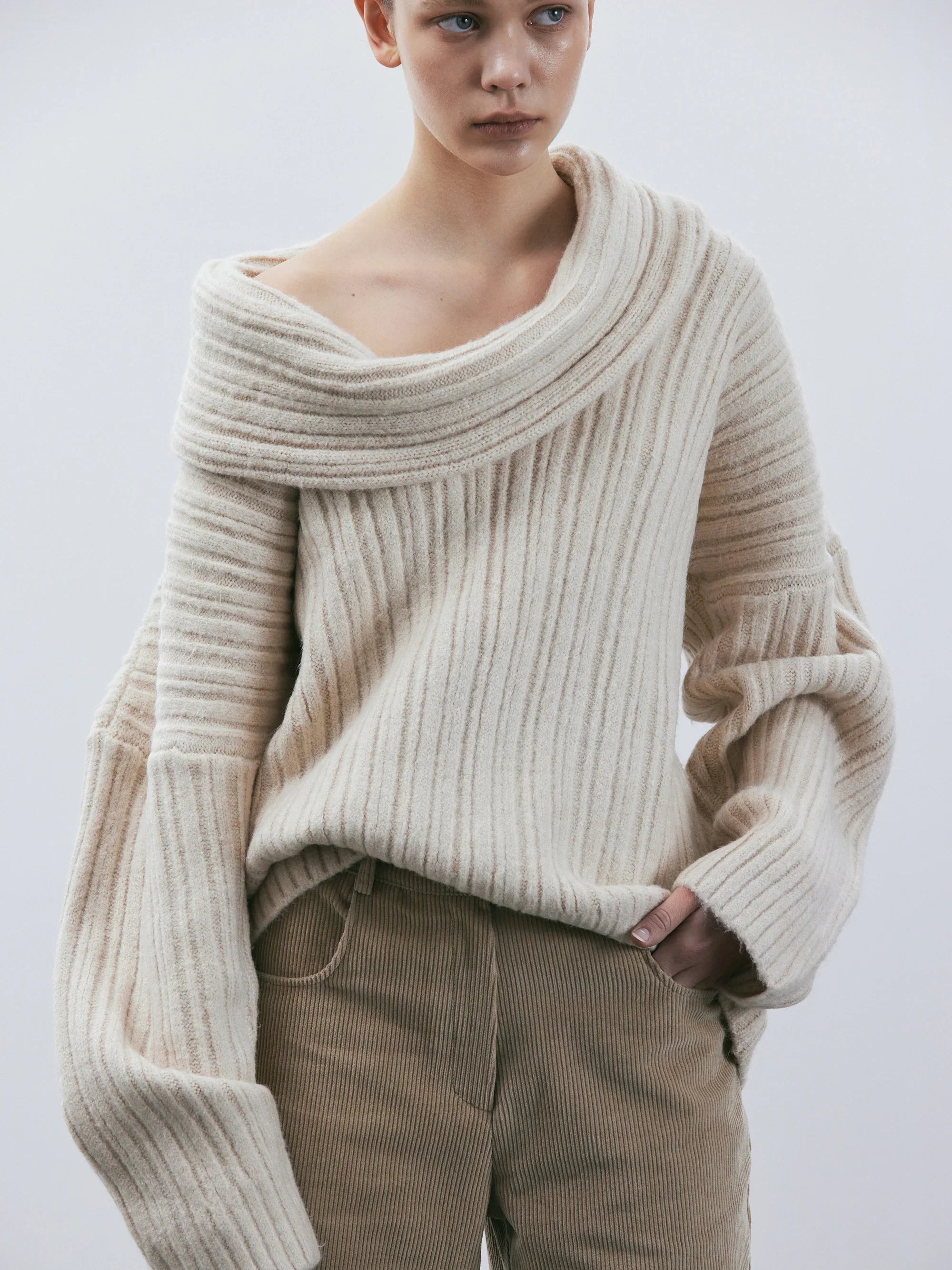 Übergroßer High Roll Strickpullover